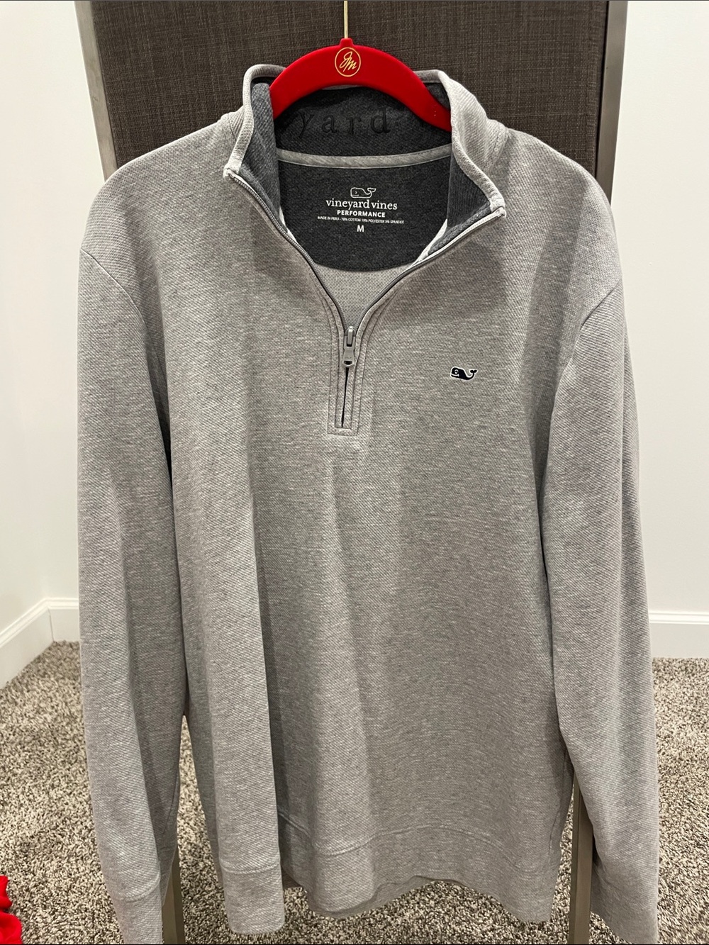 Vineyard Vines Men’s Light Gray Quarter-Zip Performance Pullover